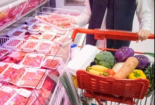 8月24-30日食用農(nóng)產(chǎn)品價格周報 豬肉批發(fā)價微降0.2%，市場整體供應(yīng)穩(wěn)定